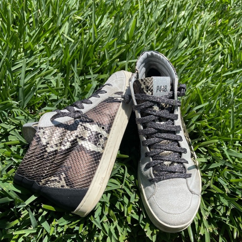 P448 John Side Zip White Snake Python Distressed … - image 4